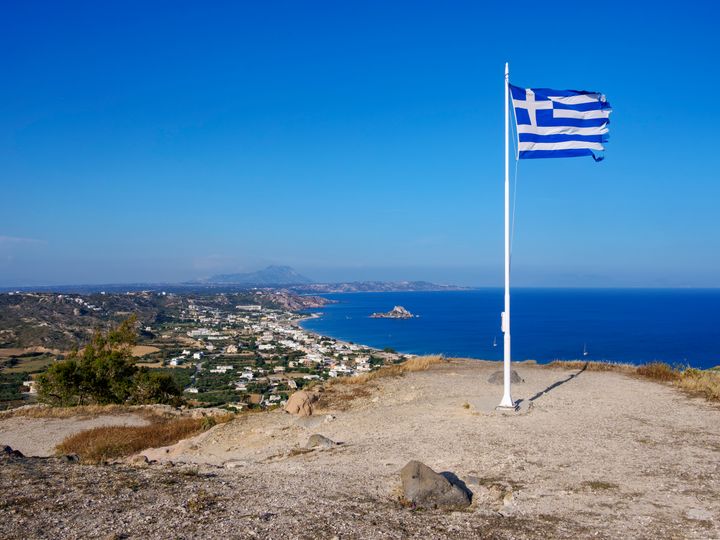 Η Ελληνική σημαία κυματίζει στην Κω