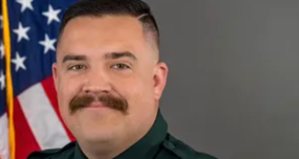 Deputy Killed After Standoff With Family Who Stockpiled Guns, Infowars Flyers: Sheriff