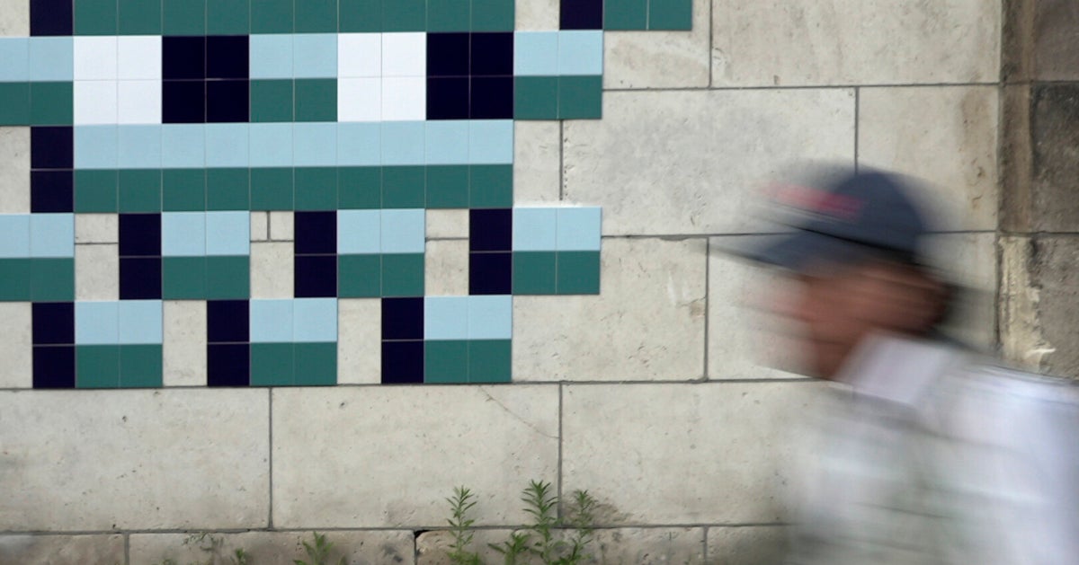 Mystery Street Artist Invader Celebrates Paris Olympics With New Work ...