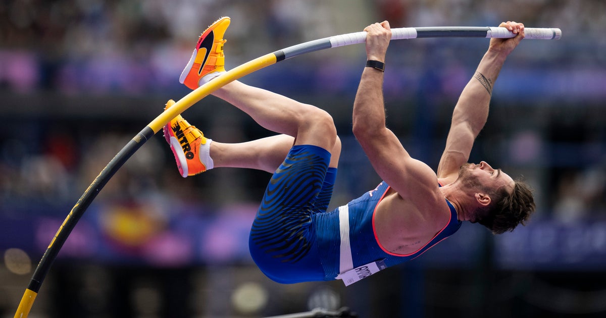 NextImg:Bulge-Bar-Banging Olympic Pole Vaulter Goes Viral With Pensive TikTok Video