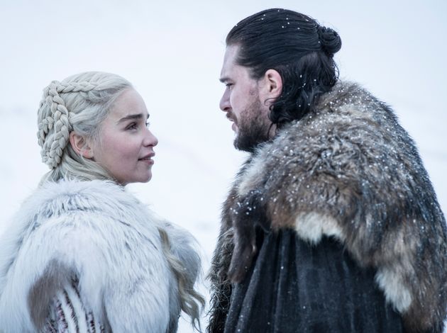 Emilia Clarke and Kit Harington in Game Of Thrones