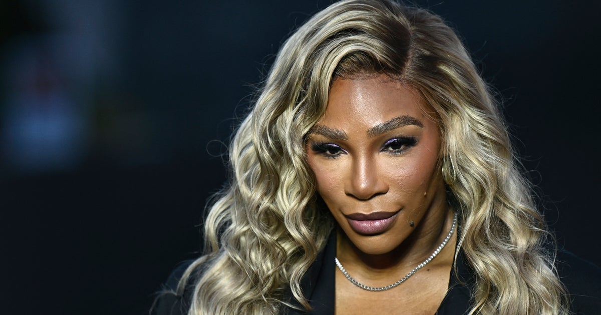 NextImg:Another Black Celeb Got Mistreated Traveling Overseas — And It’s Becoming A Trend