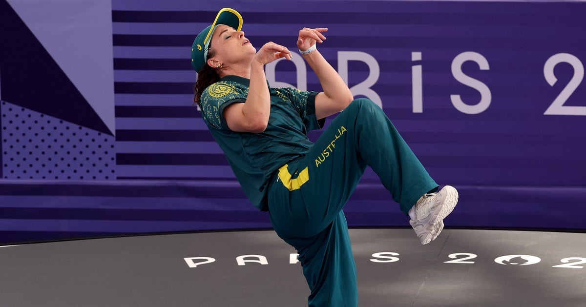 Breakdancing Raiden Olympic Breakdancer Raygun Becomes Viral Star | HuffPost Sports