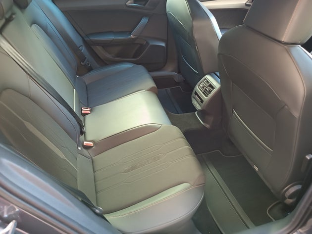 Η ψηφιακή τεχνολογία είναι παρούσα στον πίνακα οργάνων και στην 10 ιντσών οθόνη αφής.