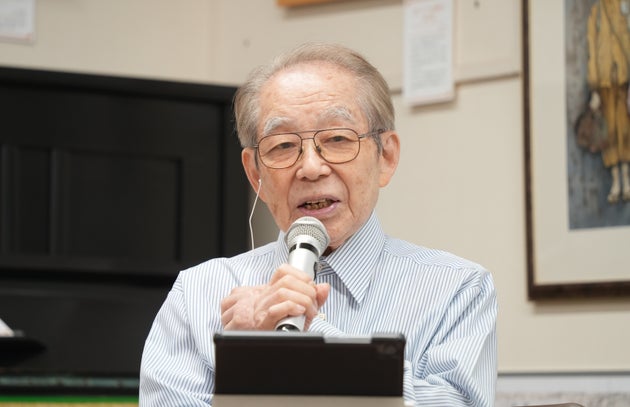 東京大空襲について語った小林暢夫さん