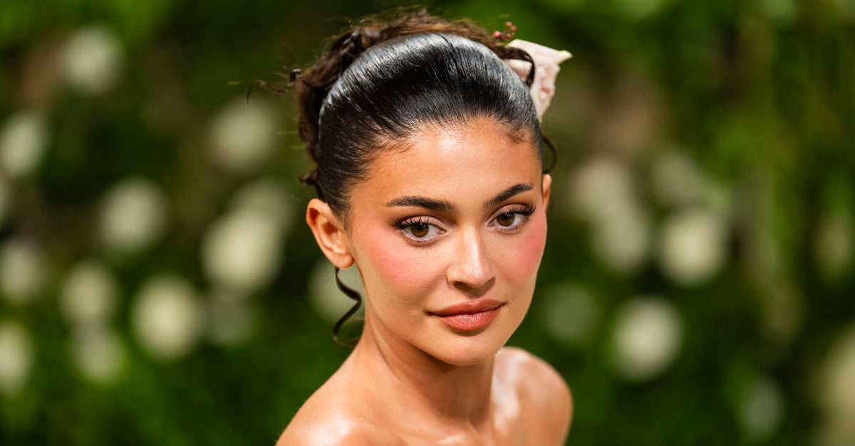 NextImg:Kylie Jenner Addresses Online Speculation She Uses Weight Loss Drugs