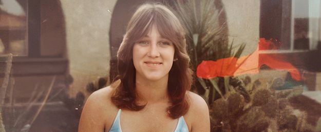 Ein verurteilter Serienmörder hat gestanden, 1986 die Teenagerin Cathy Smalls aus Südkalifornien getötet zu haben, nachdem DNA-Tests ihn mit dem Verbrechen in Verbindung gebracht hatten, teilten die Behörden mit.