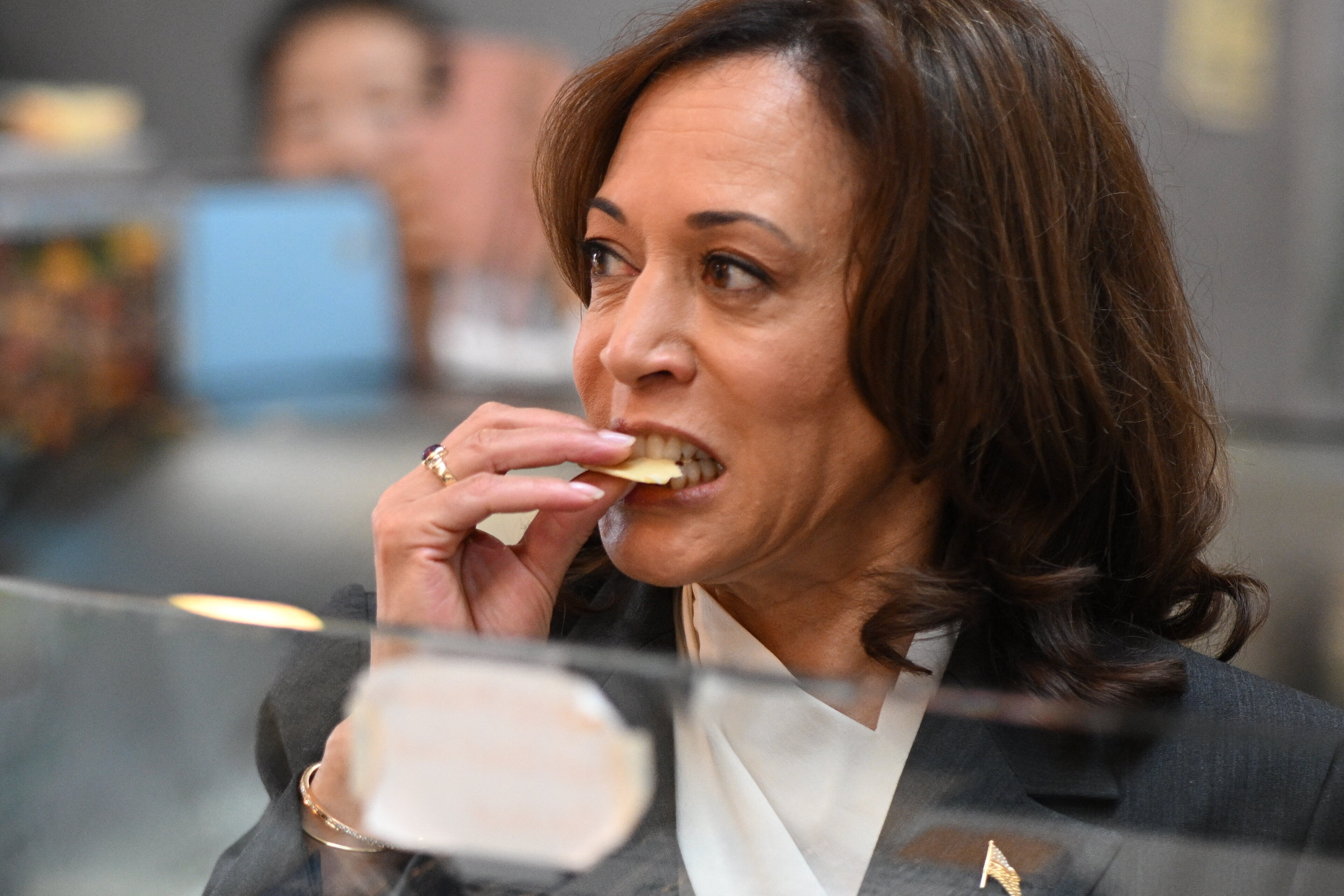 Kamala Harris Explains How She Dealt With Trump’s 2016 Victory  And It Involves Doritos