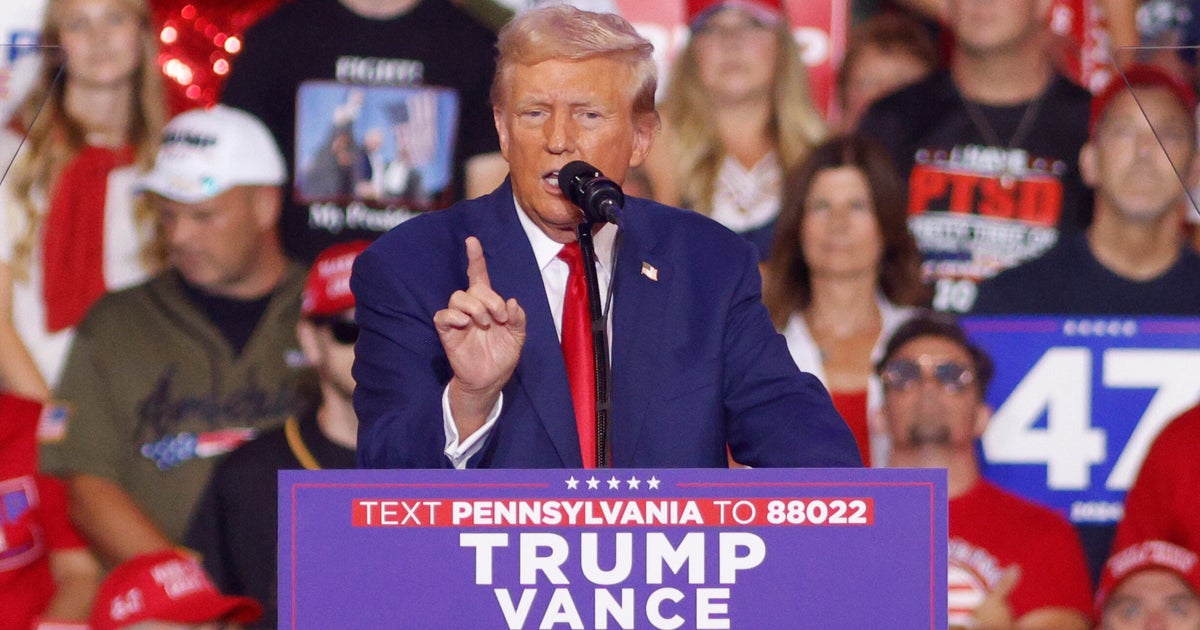 NextImg:Trump Zigzags Between Economic Remarks And Personal Insults At Rally In Critical Pennsylvania