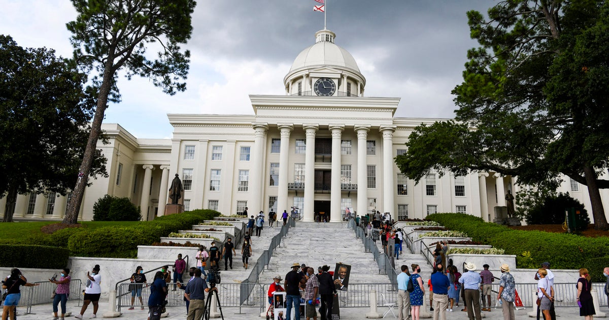 NextImg:Alabama Rules That Some Felons Can Vote In 2024 Election