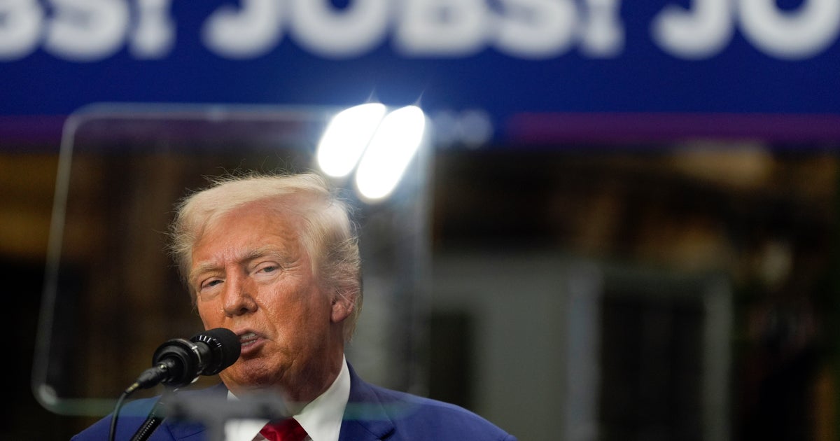 NextImg:Trump, Back In Battleground Pennsylvania, Offers The Same Economic Playbook
