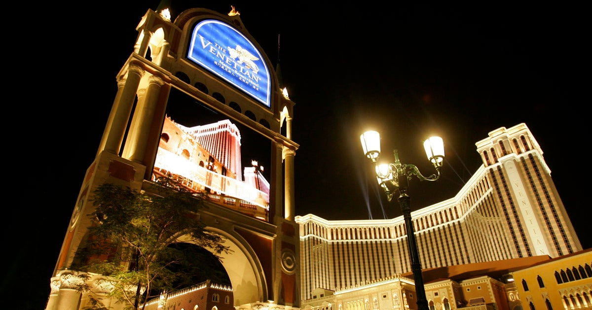 NextImg:Las Vegas Hospitality Workers At Venetian Reach Tentative Deal On First-Ever Union Contract