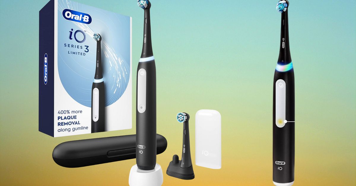 This Toothbrush Leaves Teeth Feeling ‘Dentist-Clean’ And It’s 40% Off