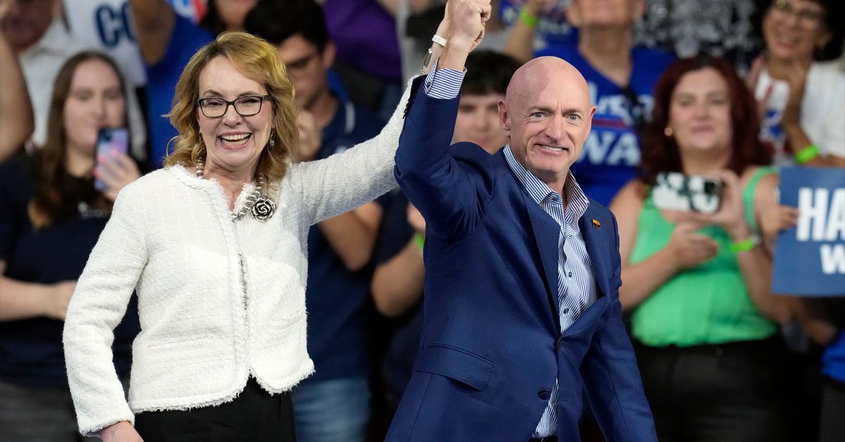 Gabby Giffords, Others Share Gun Violence Story At DNC