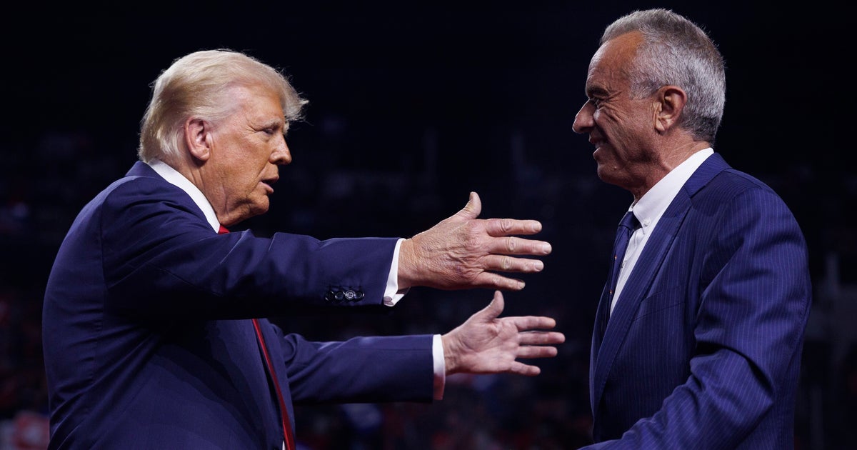 NextImg:RFK Jr. Tries To Redefine The Meaning Of MAGA After Endorsing Trump