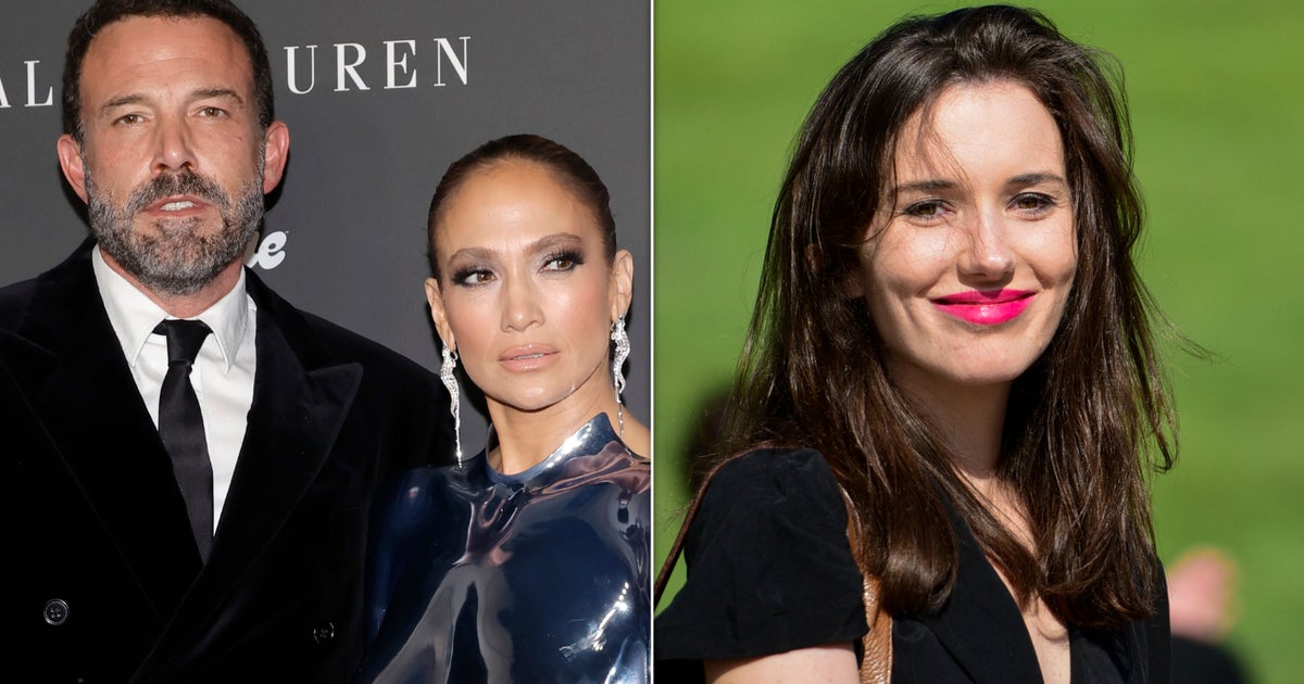 NextImg:Ben Affleck's Rep Responds To Kick Kennedy Dating Rumors