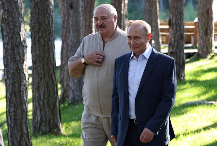 Russian President Vladimir Putin, right, and Belarusian President Alexander Lukashenko