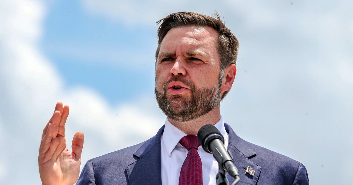 NextImg:JD Vance Feels 'Awful' About Awkward Donut Shop Visit