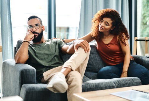 When your partner is actively upset, avoid invalidating remarks like "it's not a big deal" or "it's not that bad."