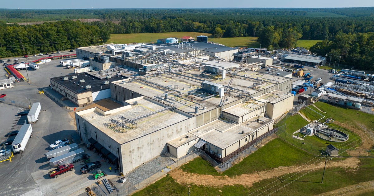 NextImg:Boar's Head Plant Linked To Deadly Outbreak Broke Food Safety Rules Dozens Of Times, Records Show
