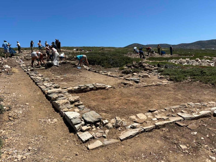 Το δυτικό τμήμα του Κτιριακού Συγκροτήματος ΑΤ στο Τσιμηντήρι (Λήψη από ΝΔ).