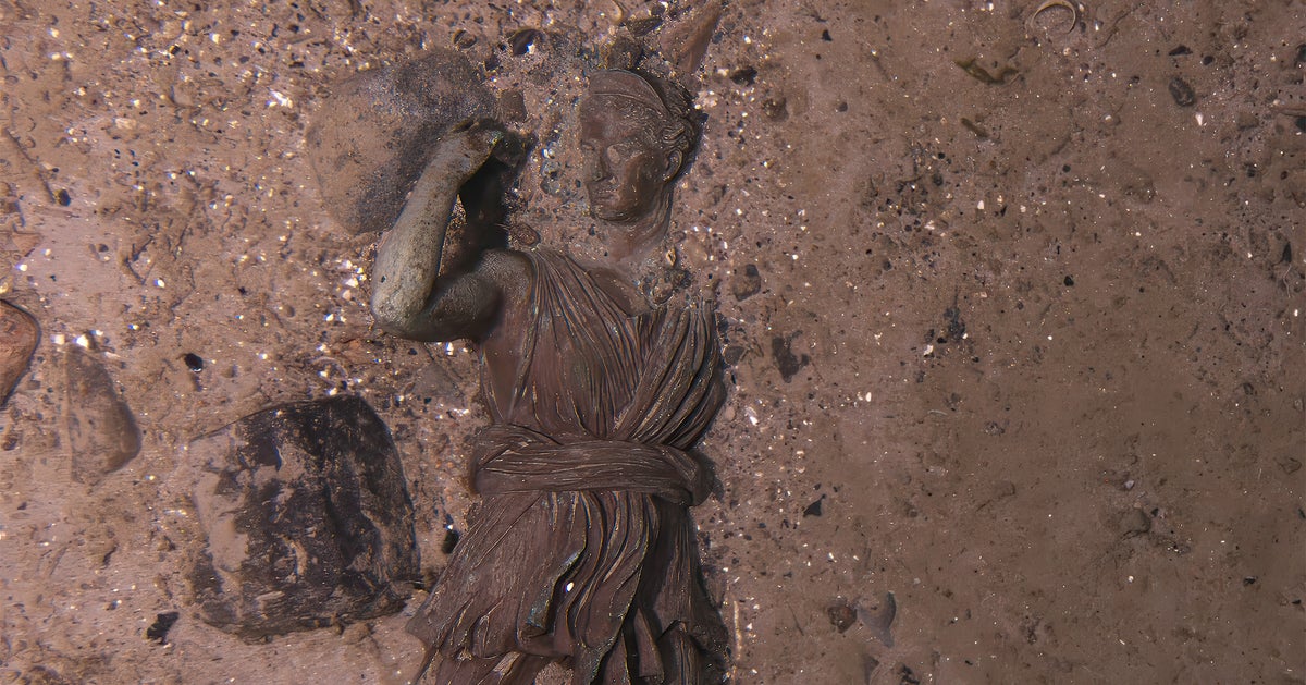 NextImg:Titanic Expedition Finds Lost Bronze Statue, Significant Decay To Ship