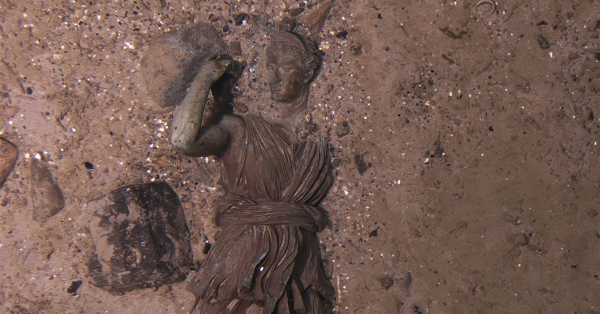 Titanic Expedition Finds Lost Bronze Statue, Significant Decay To Ship