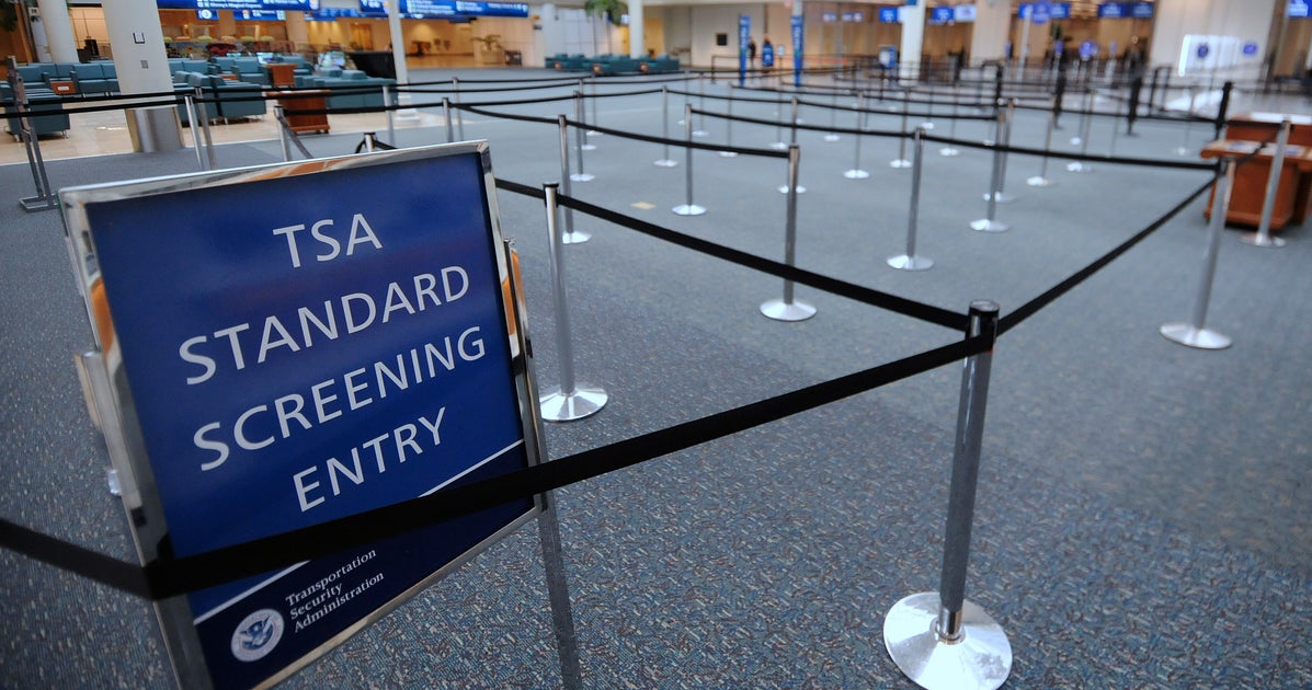 NextImg:This Hack For Getting A Full Bottle Of Water Through TSA Blew Our Minds — And It's Totally Legit