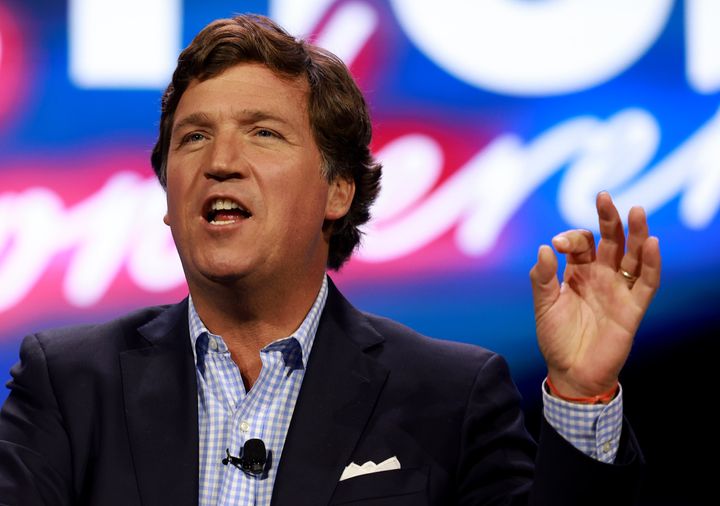 Tucker Carlson startete seinen Podcast im Jahr 2023, nachdem er von Fox News gefeuert wurde.