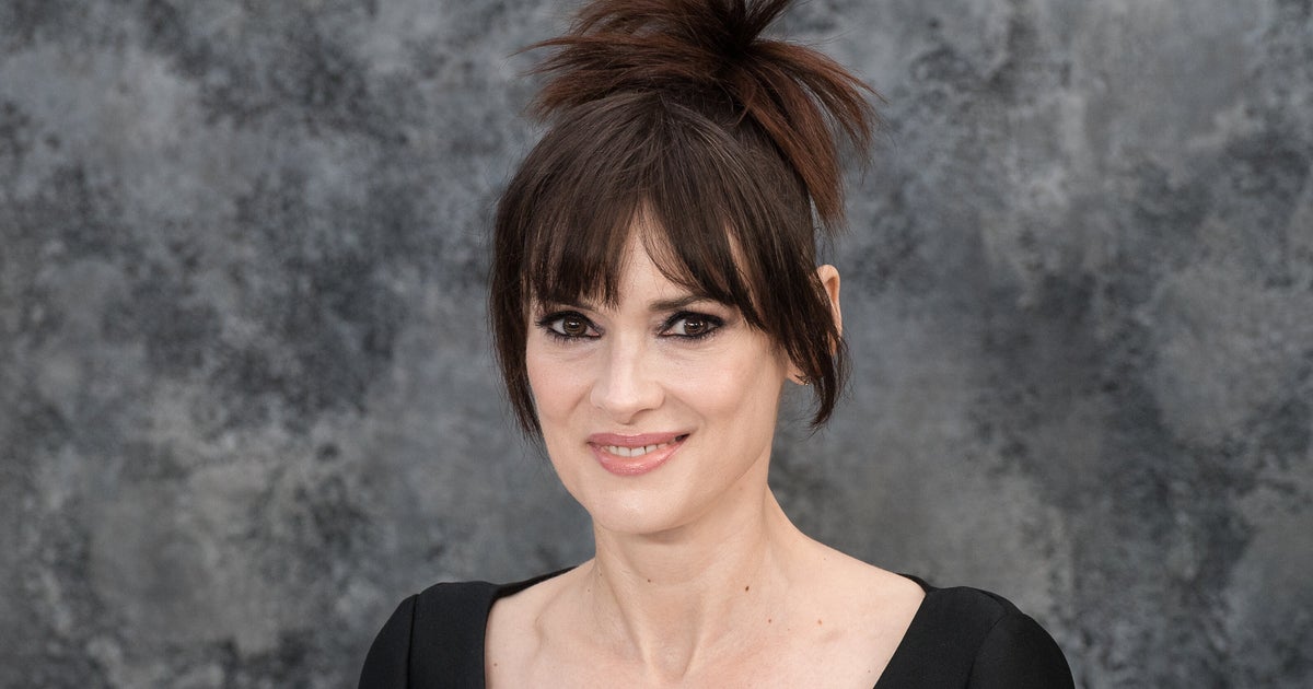 NextImg:Winona Ryder Reveals Why Jeff Bridges Wouldn't Kiss Her During Their ‘Fearless’ Audition