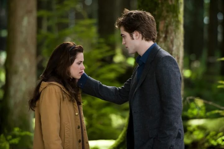 Kristen Stewart and Robert Pattinson in Twilight