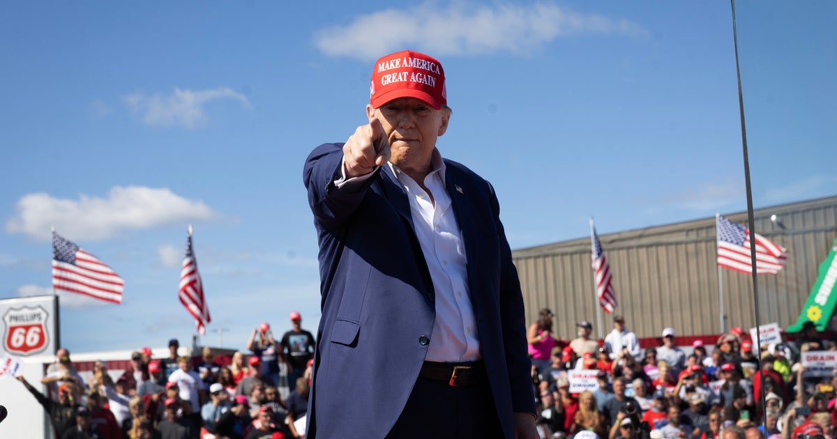 NextImg:'Dictator' Trump Condemned After Threatening To Jail Opponents