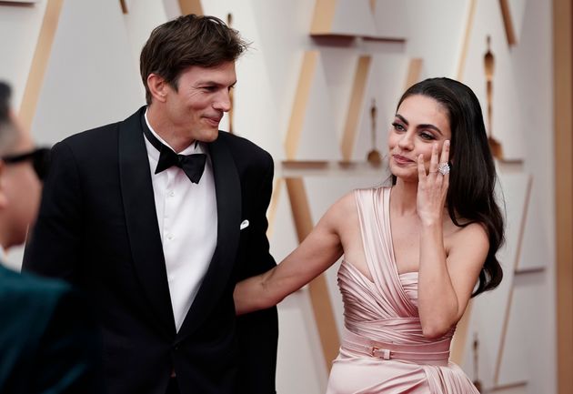 Ashton Kutcher and Mila Kunis at the 2022 Oscars