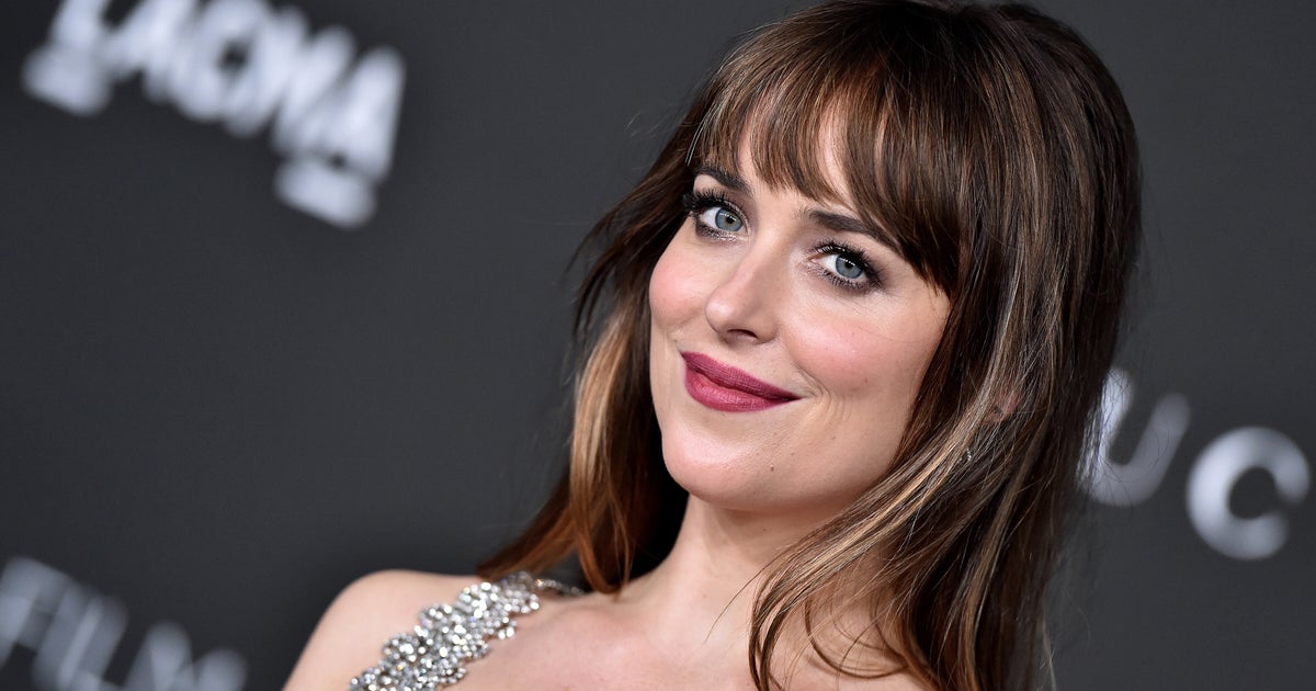 NextImg:Dakota Johnson Wasn't Aware She Was 'Overdosing On Caffeine' By Guzzling This Popular Drink