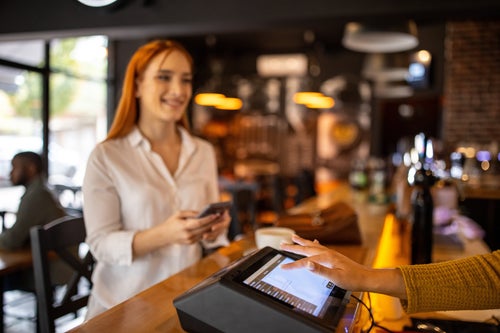 Is service worthy of a tip of all the employee did was hand you a bottle of water?