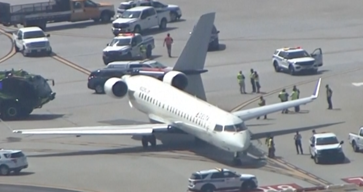 NextImg:Delta Planes Collide On Atlanta Tarmac, Nearly Severing One Plane’s Tail