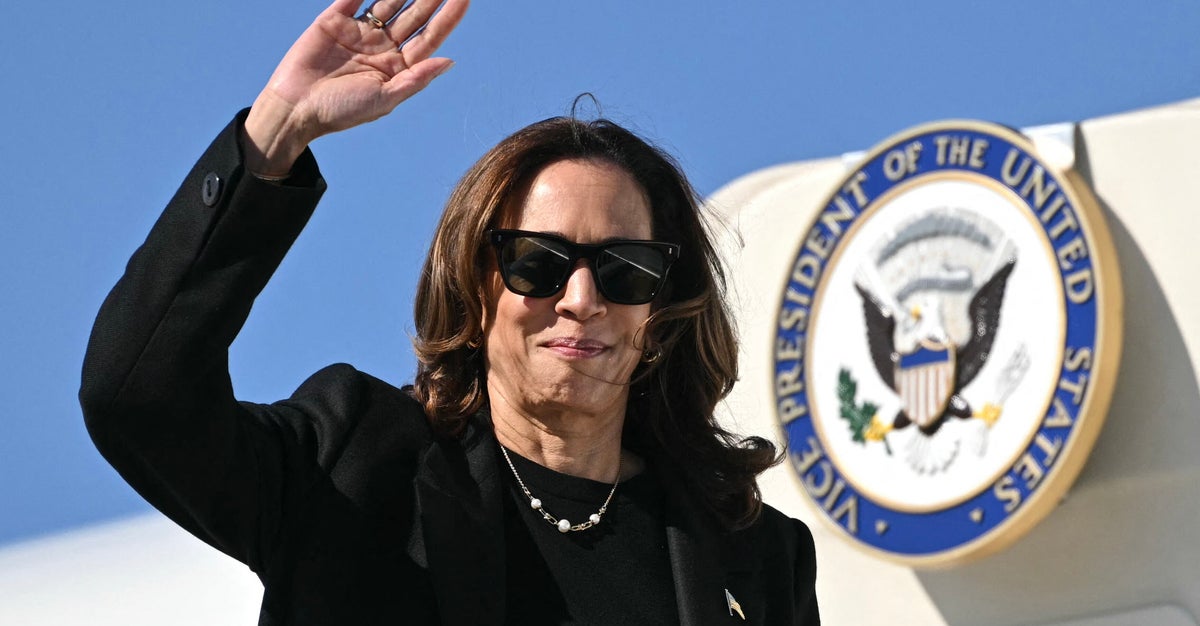 NextImg:Kamala Harris Aims To Reach Black Men With Voter Engagement Events