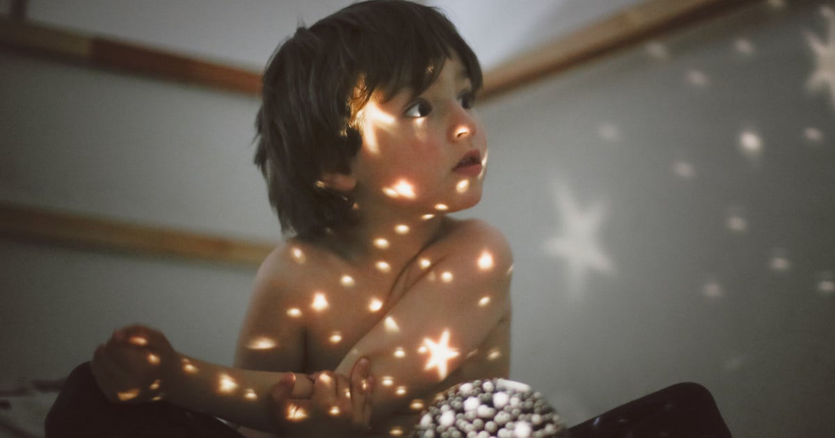 NextImg:13 Little Ways Parents Made Their Kids' Childhood Feel Magical