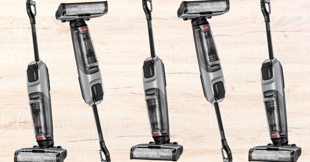 NextImg:Martha Stewart Just Gave Us All The Endorsement We Need To Buy This Vac-Mop