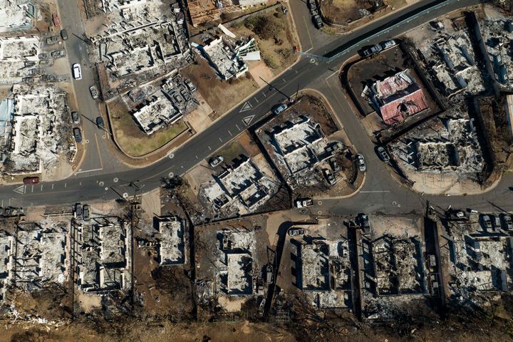 Eine Gesamtansicht zeigt die Folgen eines Waldbrandes in Lahaina, Hawaii, am 17. August 2023.