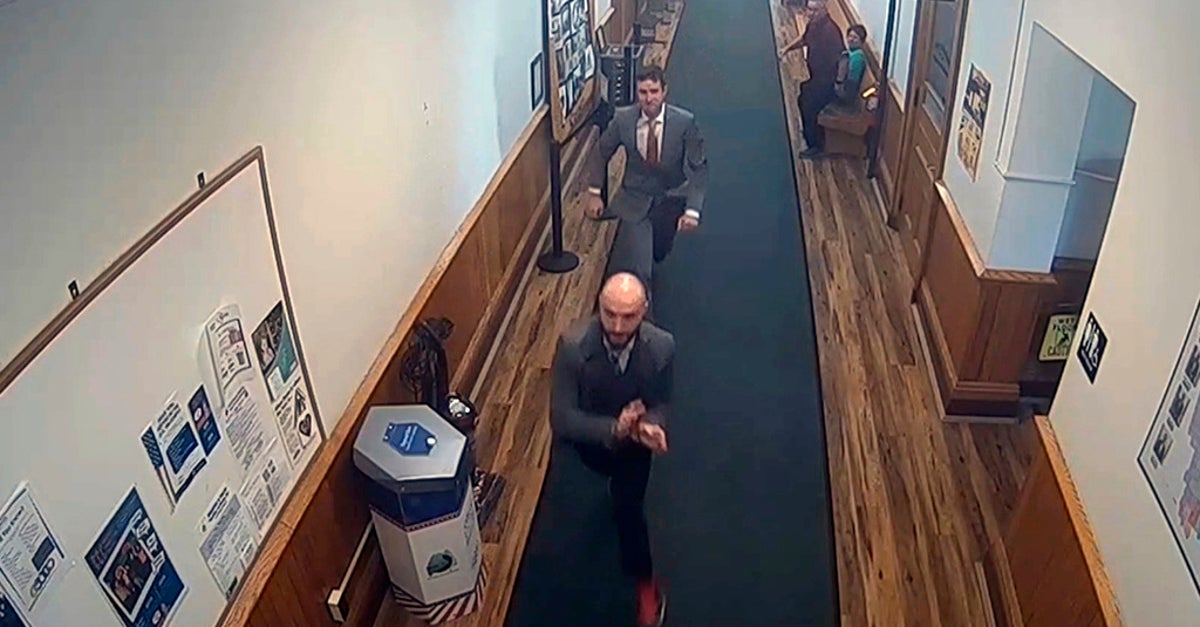 NextImg:Jurors In Maine Help Detain Man Fleeing Courthouse In Handcuffs