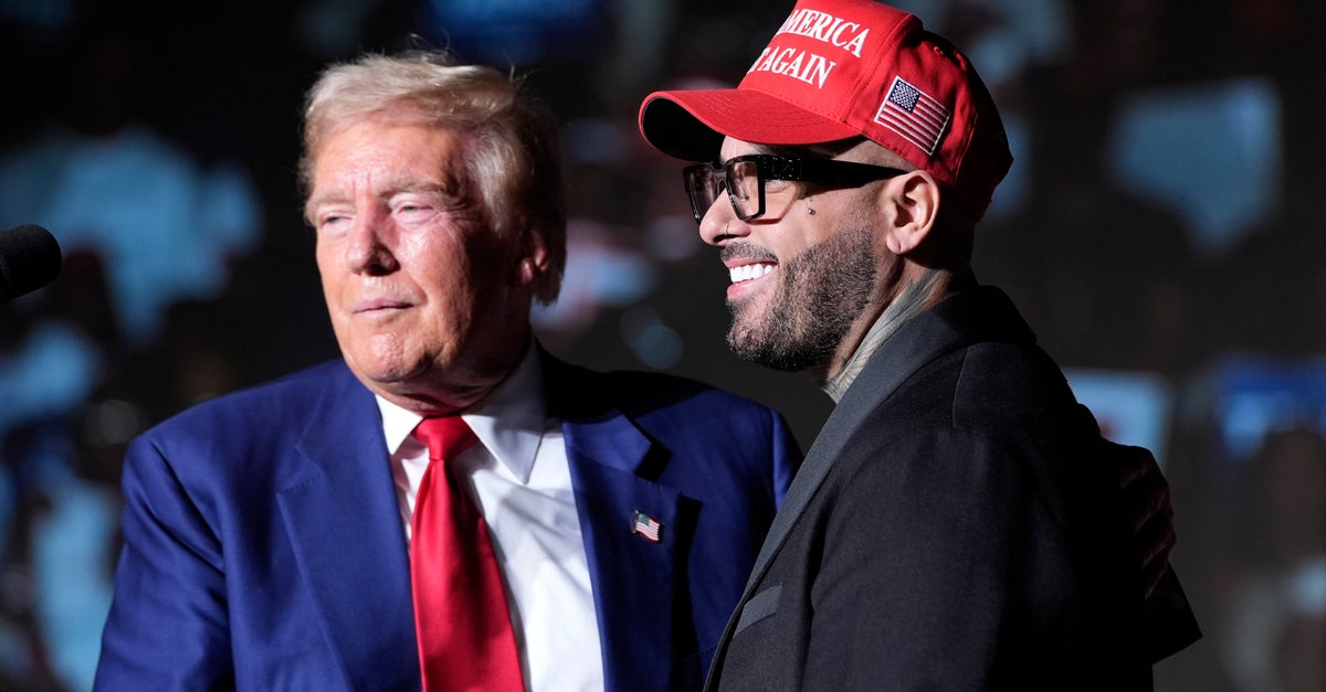 NextImg:Trump Calls Male Latin Singer Nicky Jam 'She'