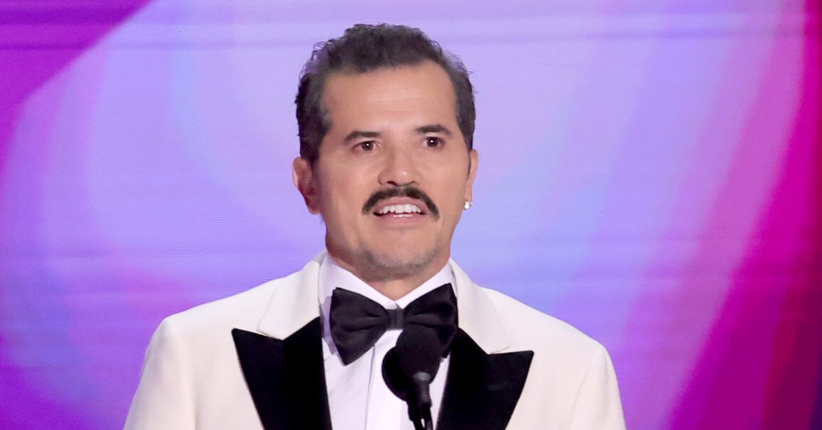 John Leguizamo Flips Script On Right-Wing ‘DEI Hire’ Insult At Emmys