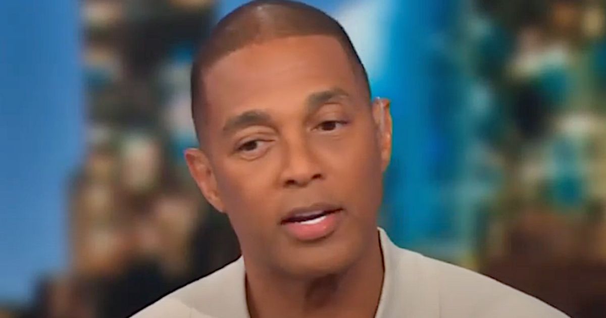 Don Lemon Returns To CNN And Jots Down Some Notes For Donald Trump