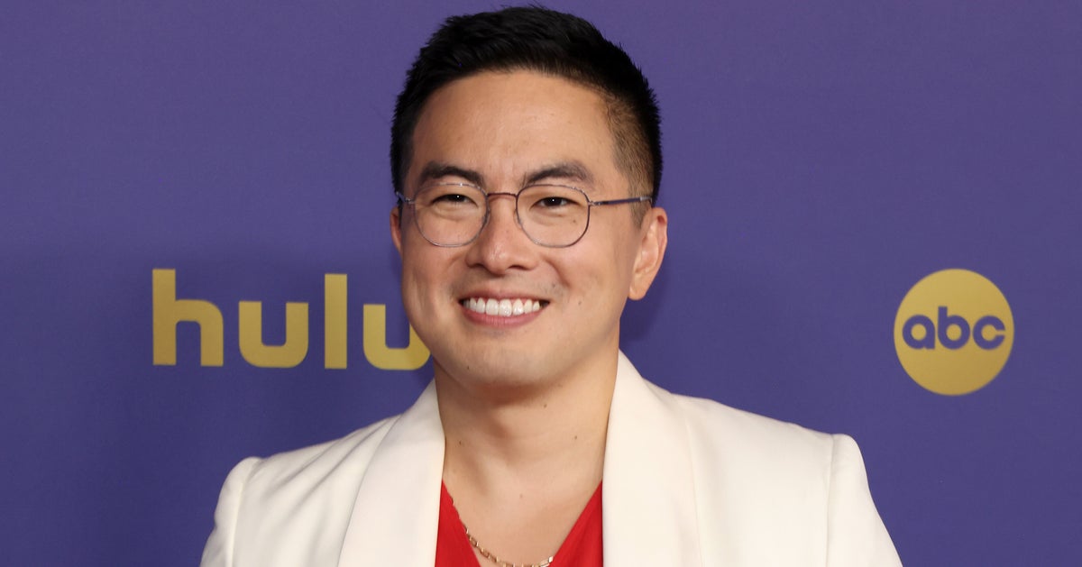 NextImg:Bowen Yang Recalls Phone Call With Shane Gillis Before Gillis' 'SNL' Firing