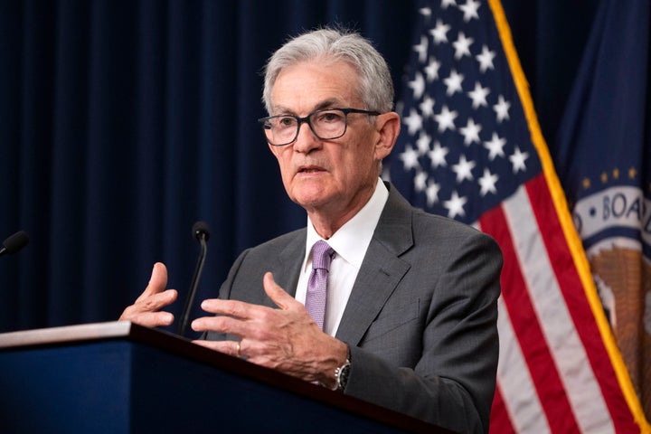 Der Vorsitzende der Federal Reserve, Jerome Powell, spricht während einer Pressekonferenz nach der Sitzung des Offenmarktausschusses der Federal Reserve am 31. Juli 2024 bei der Federal Reserve Bank in Washington, D.C.