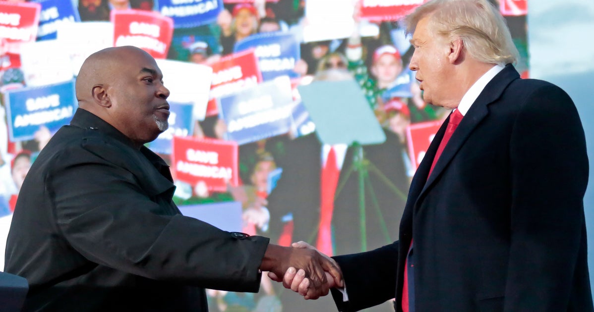 NextImg:Harris Campaign Hits Trump With Astonishing Reminders Of His Mark Robinson Praise