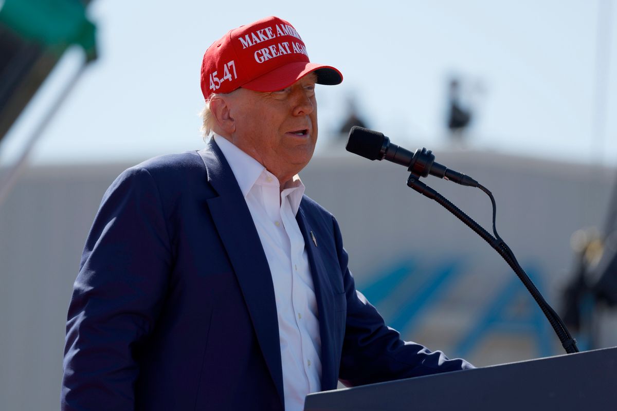 Republican Presidential Candidate Donald Trump Holds Rally In Wilmington, North Carolina