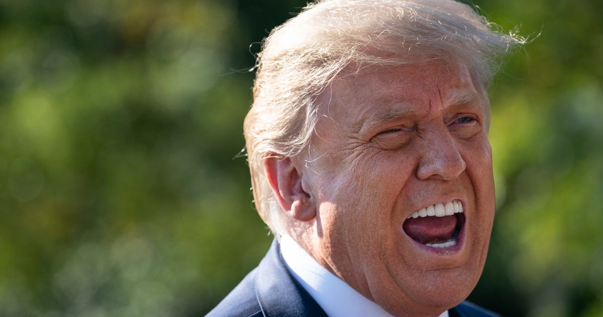 NextImg:Trump Spent His Night Hate-Watching Stephen Colbert And Raging About It Online