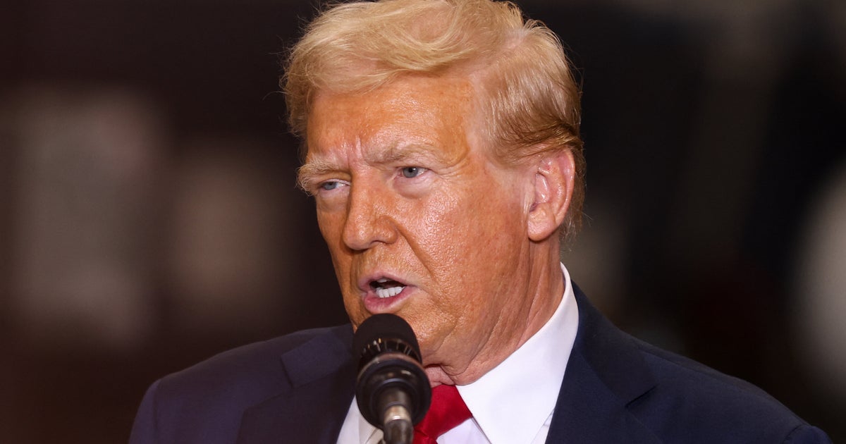 Trump Speech Takes Seriously Bonkers Turn With ‘Birds And Bees’ Twist